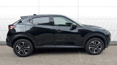 Nissan Juke 1.0 DiG-T N-Connecta 5dr DCT Petrol Hatchback